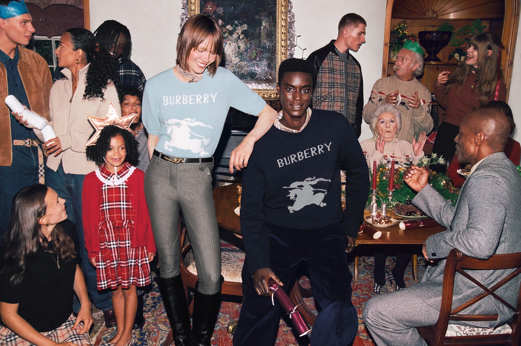 burberry, naomi campbell, dogs, rosie huntington whiteley, christmas tree, 