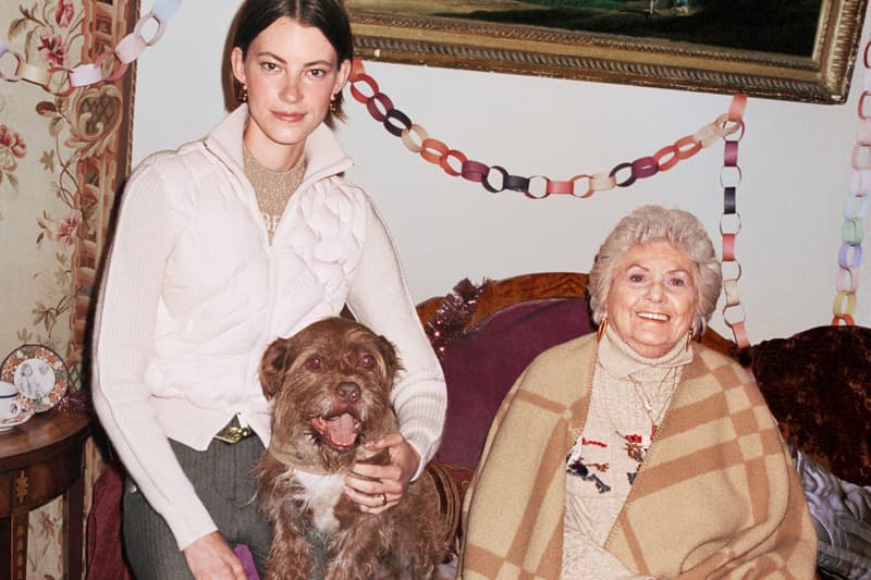 burberry, naomi campbell, dogs, rosie huntington whiteley, christmas tree, 