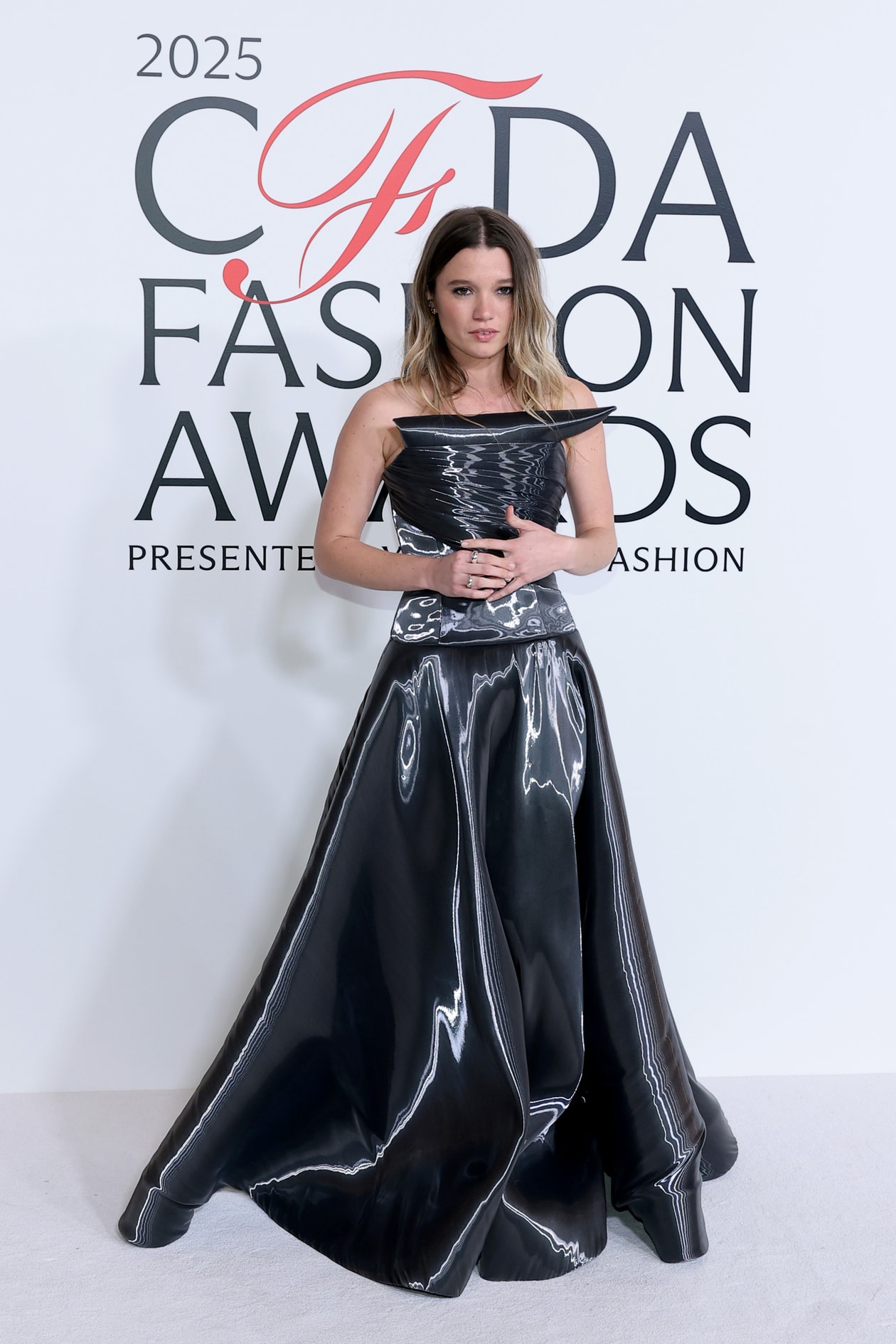 CFDA, 時尚大獎, 紅毯, 大蓬裙, 藝人, K-pop 明星, Rihanna, ASAP Rocky, Lily Allen, Adele