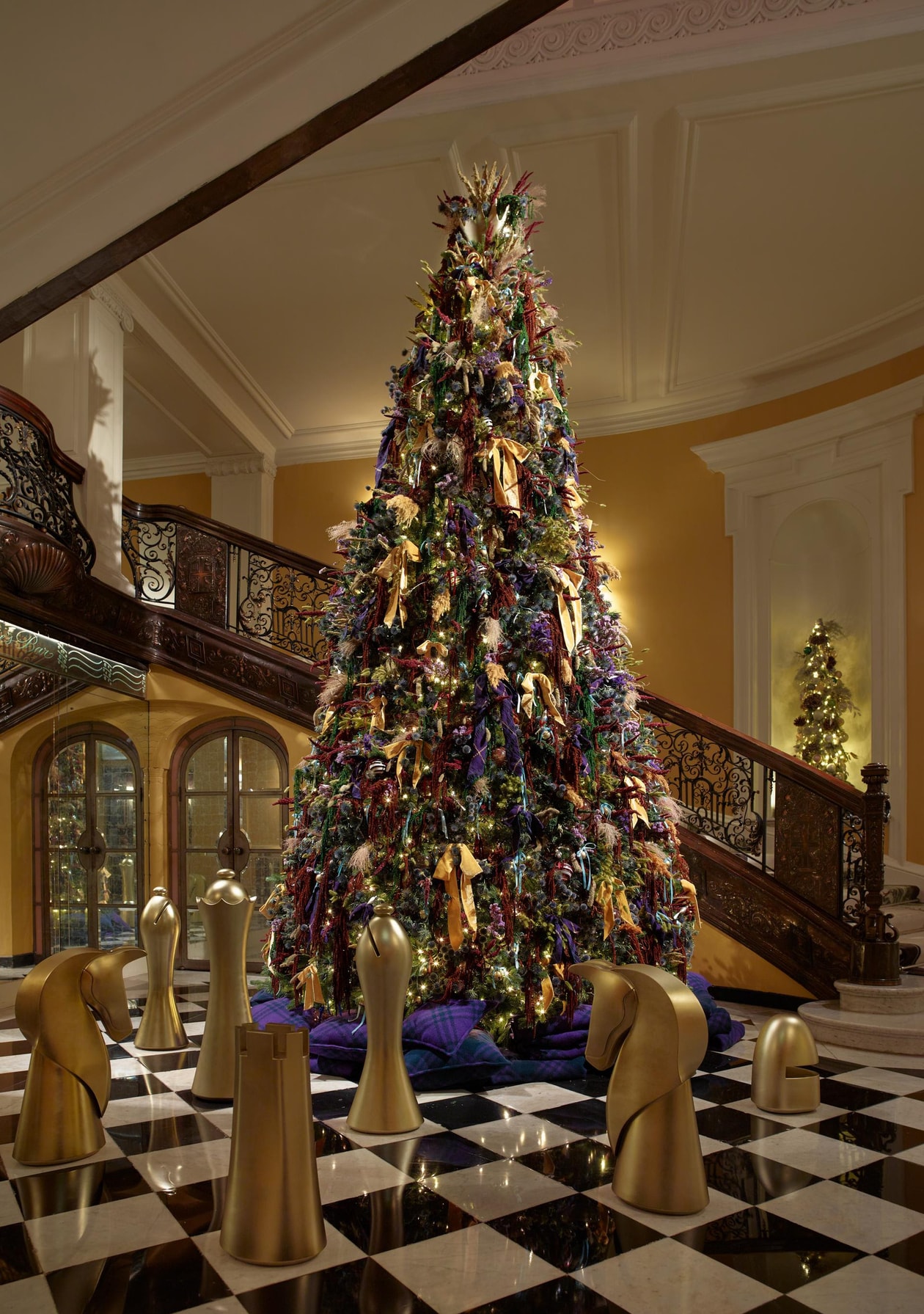 Christmas, trees, holidays, decorations, hotels, restaurants, London