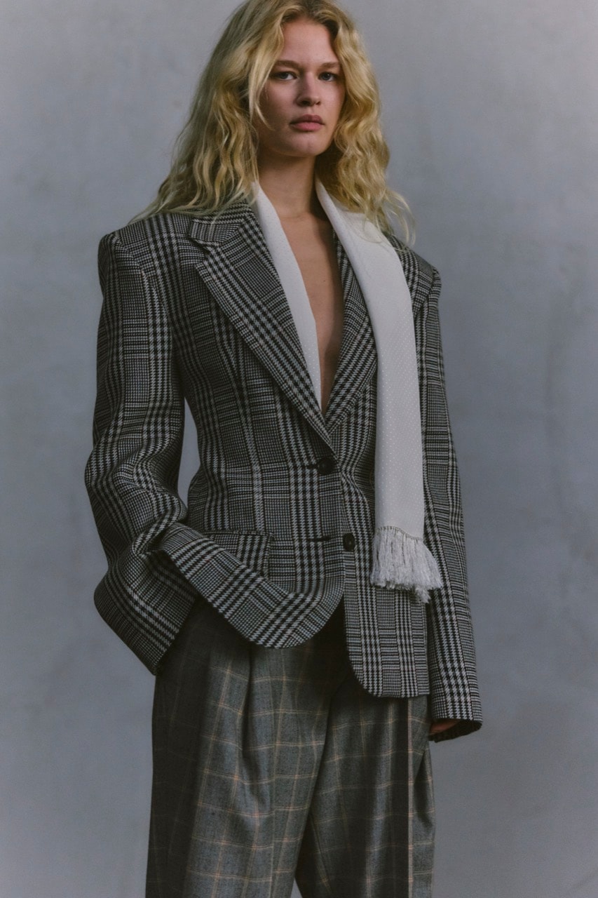 stella mccartney, winter, collection, horses, lace dresses, models, bodies