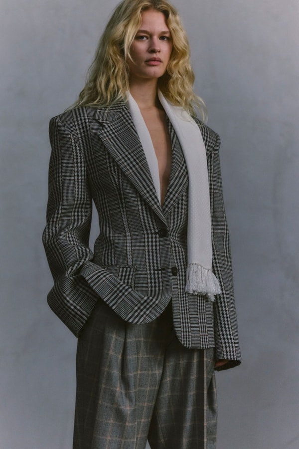 stella mccartney, winter, collection, horses, lace dresses, models, bodies