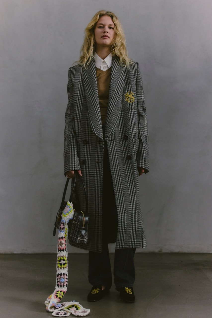 stella mccartney, winter, collection, horses, lace dresses, models, bodies