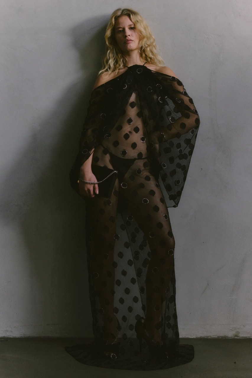 stella mccartney, winter, collection, horses, lace dresses, models, bodies