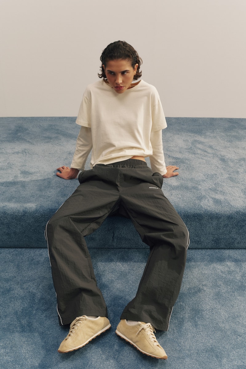 adanola, model, leggings, sportswear, rugby top, knitwear, sweatshirt, jumper, logo