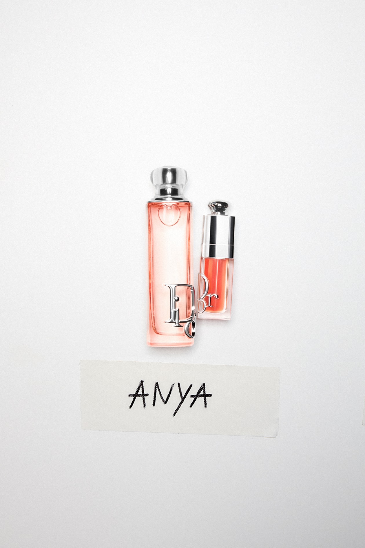 Jisoo, Anya Taylor-Joy, Willow Smith, dior, beleza dior, viciado em dior, óleos para brilho labial, perfume, fragrâncias, inverno 2026, 2025, dezembro