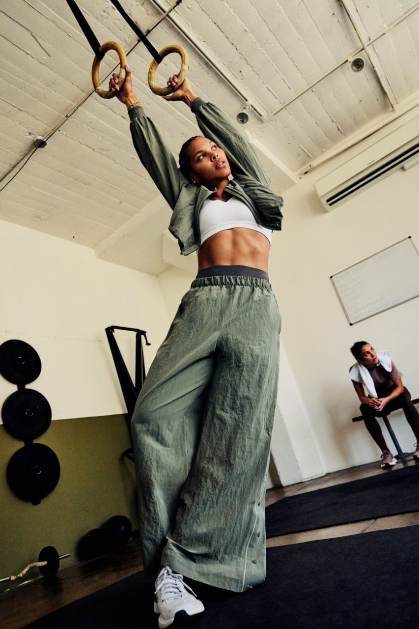 Lululemon, Activewear, Lewis Hamilton, Kayla Jeter, Define Jacket, Gym clothes, Trainingwear, Running, Campaigns