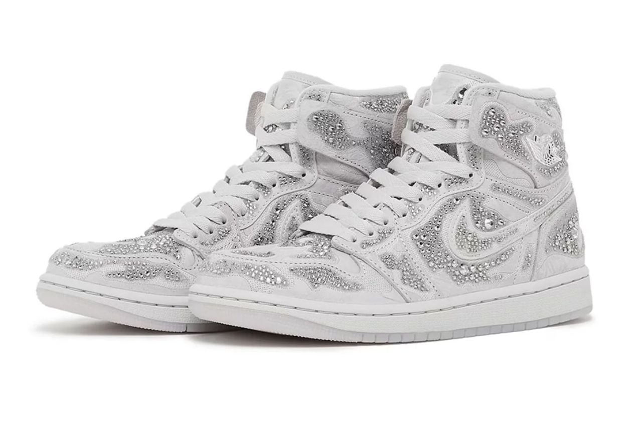 Swarovski, Jordan, Air Jordan 1, Sneakers, collaborations, footwear, Nike, Air Jordan, 