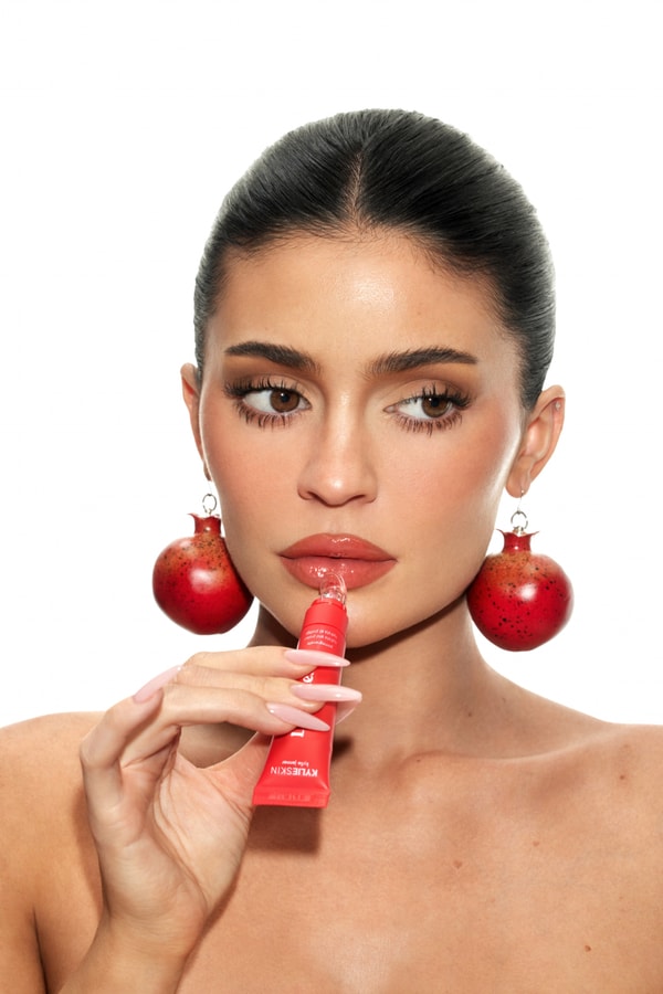 Kylie Jenner, Kourtney Kardashian, Lemme, Kylie Cosmetics, Skin Glaze Gummies, Collaborations