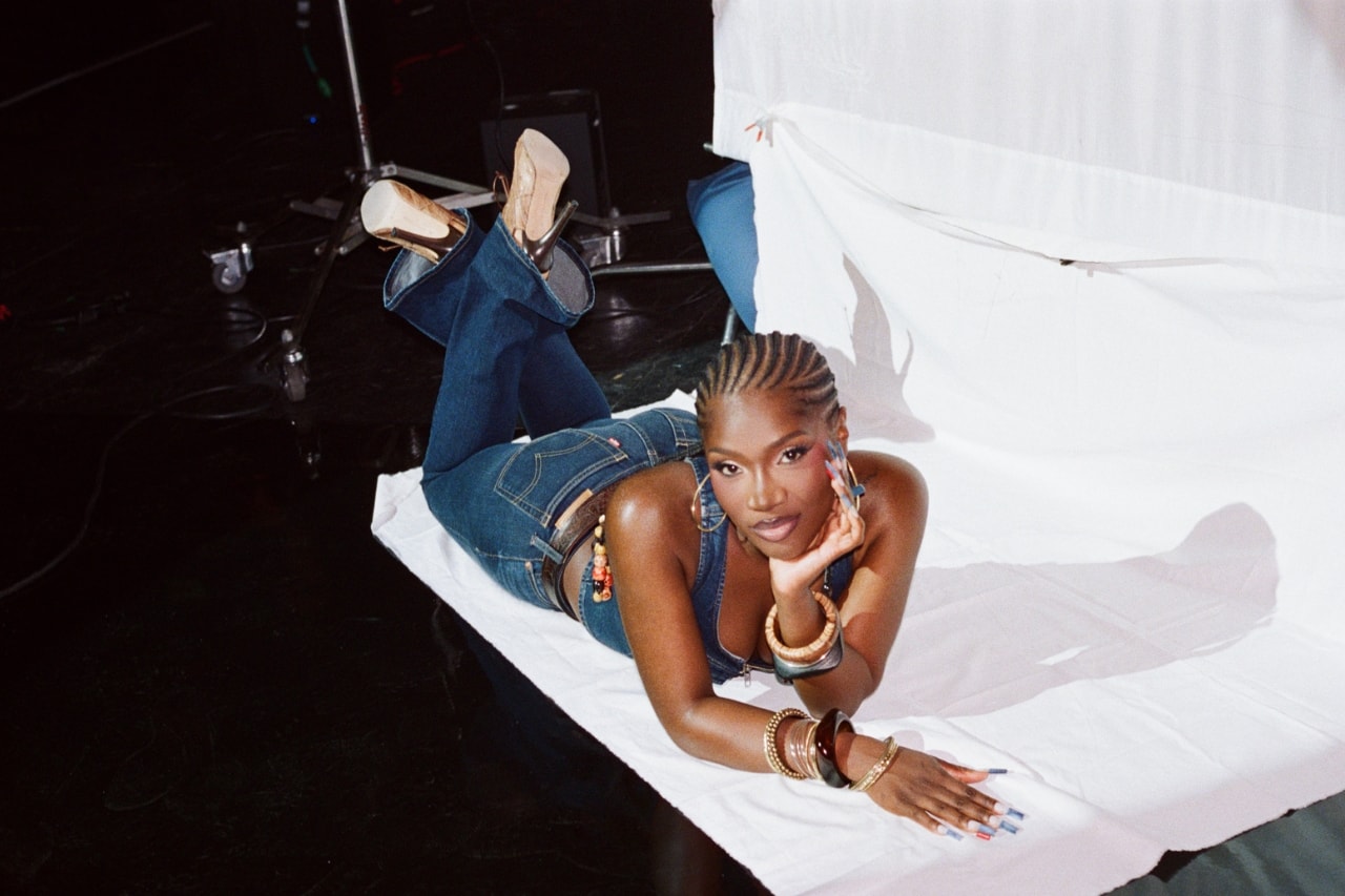 Levi's, jeans, fashion, campaigns, rosé, doechii, models, super bowl ad, pants