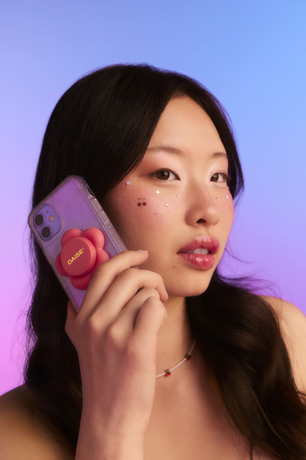 Daise, Lip Case, Petal Pod, iPhone Accessory, Lip Balms, Skincare