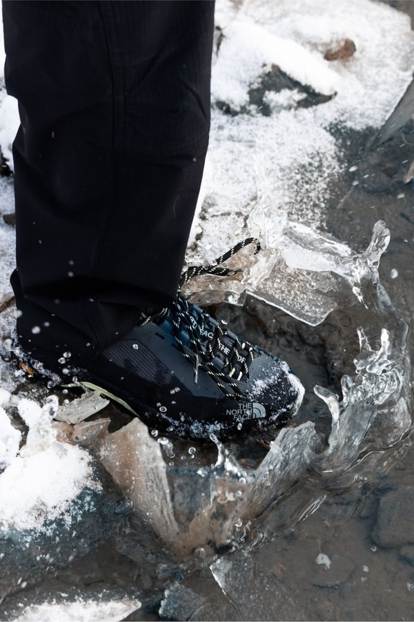 The North Face, HKe, Outerwear, Hiking, Trail Running, Climbing, Gorpcore, Outdoors, Rain Jacket, Coats, Jackets