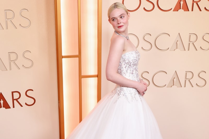 oscars, academy awards, red carpet, fashion, chanel, michael b jordan, jessie buckley, zoe saldana, dior, louis vuitton