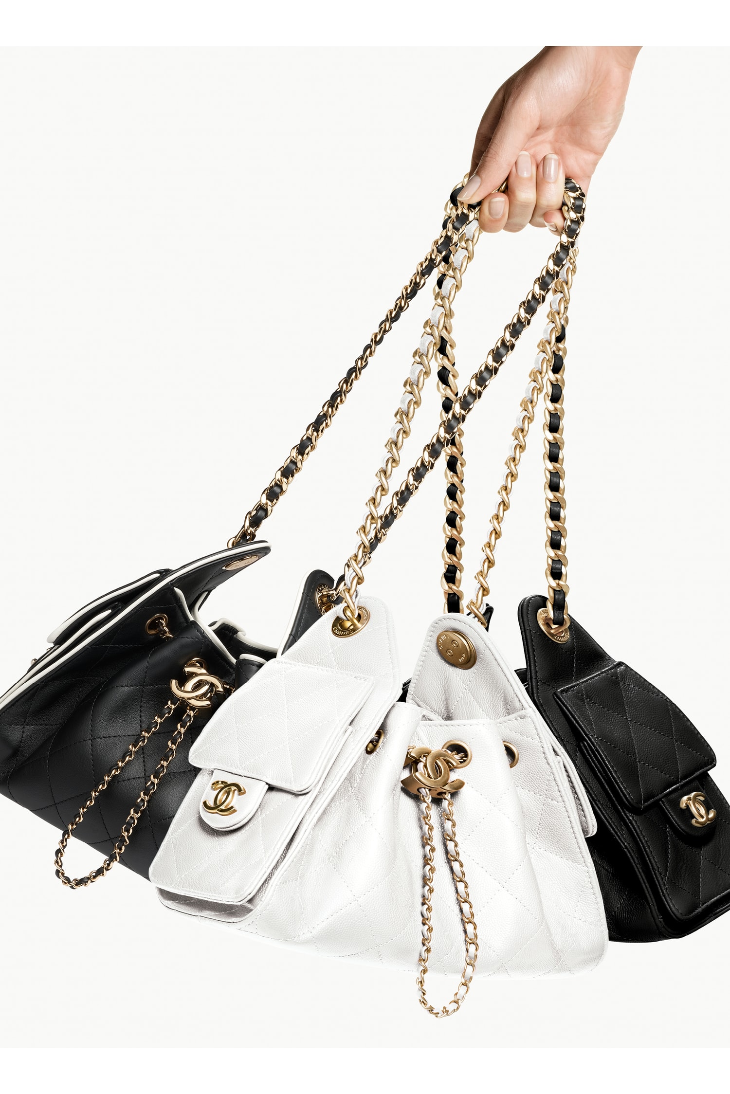 chanel, margot robbie, bag, city shoot, model