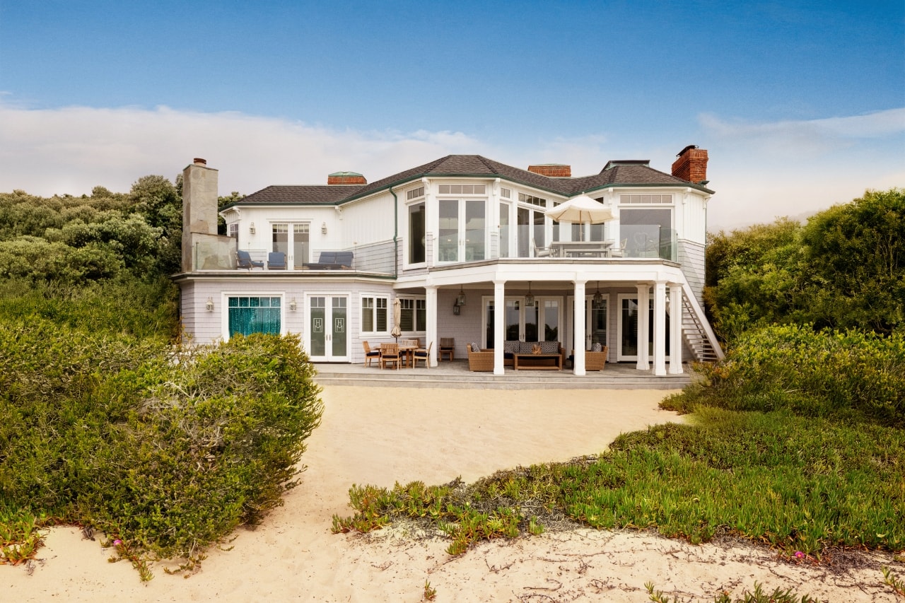 Hannah Montana, Malibu Beach House, airbnb, vacation, disney, miley Cyrus, bookings, travel