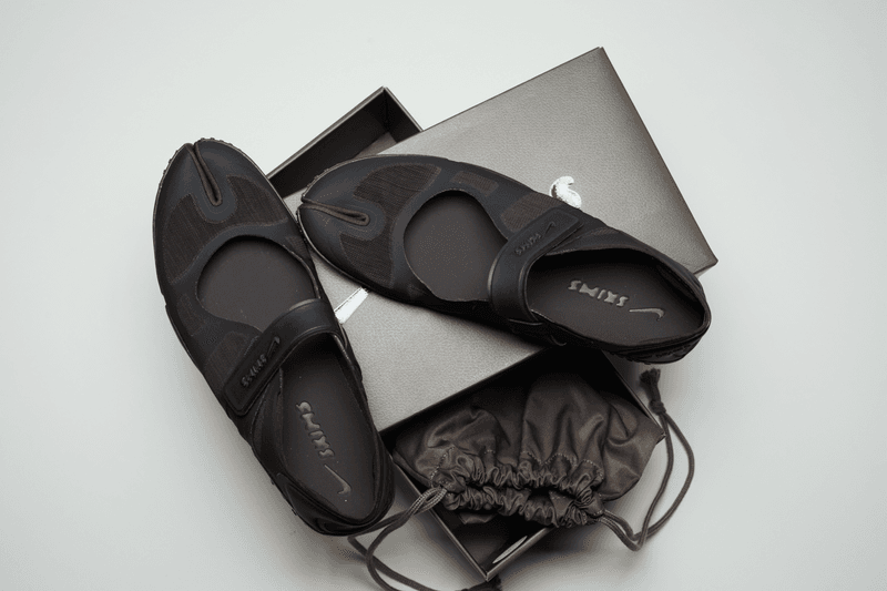 unbox unboxing haul nikeskims rift mesh air split toe silhouette shoes nike kim kardashian velvet brown bone black colorways air rift satin hypebae 