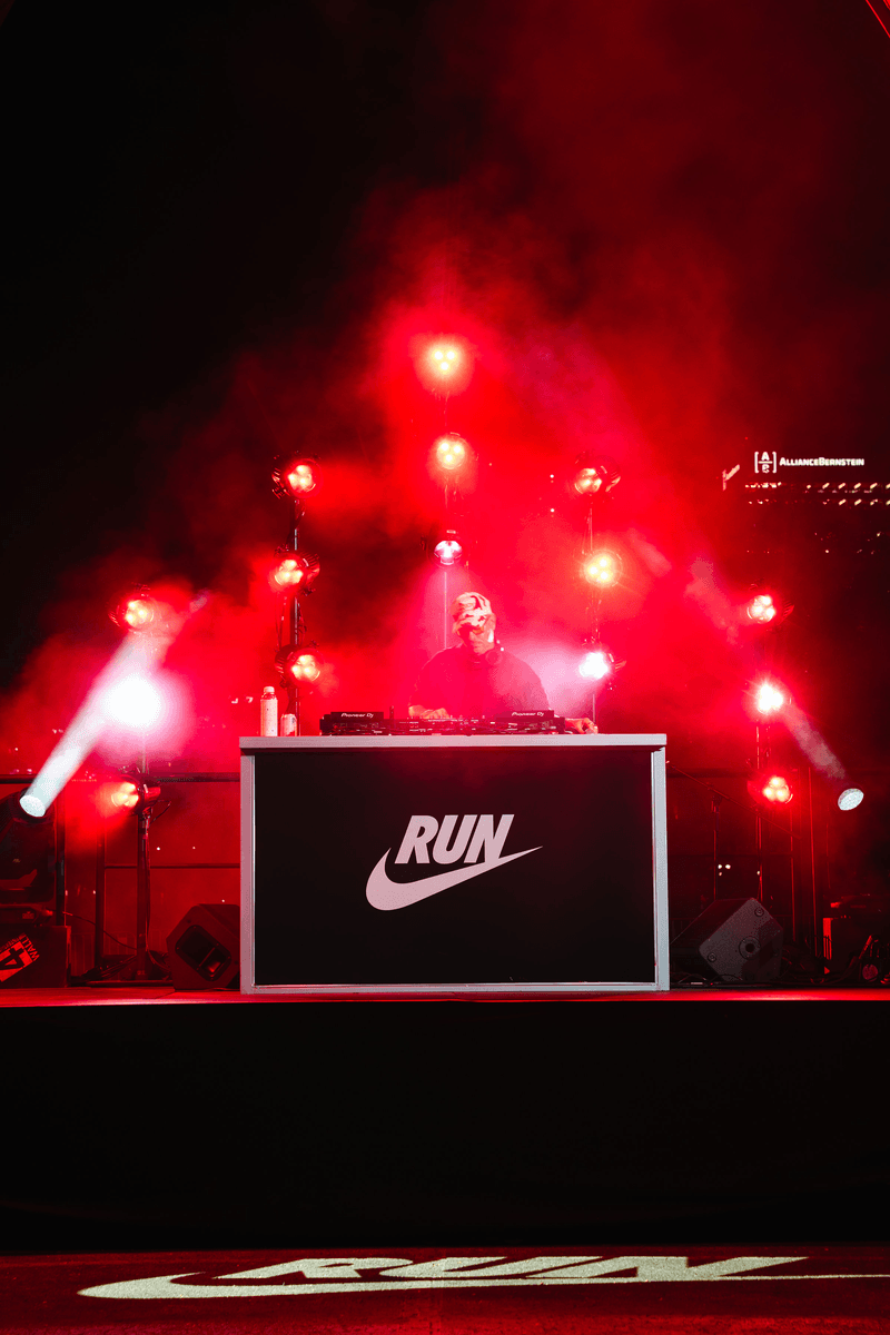 Nike The Swoosh Stampede Pegasus 42 Nashville 跑步 路跑 运动活动 Tennessee 体验式 球鞋 跑鞋 发售 上市 2026