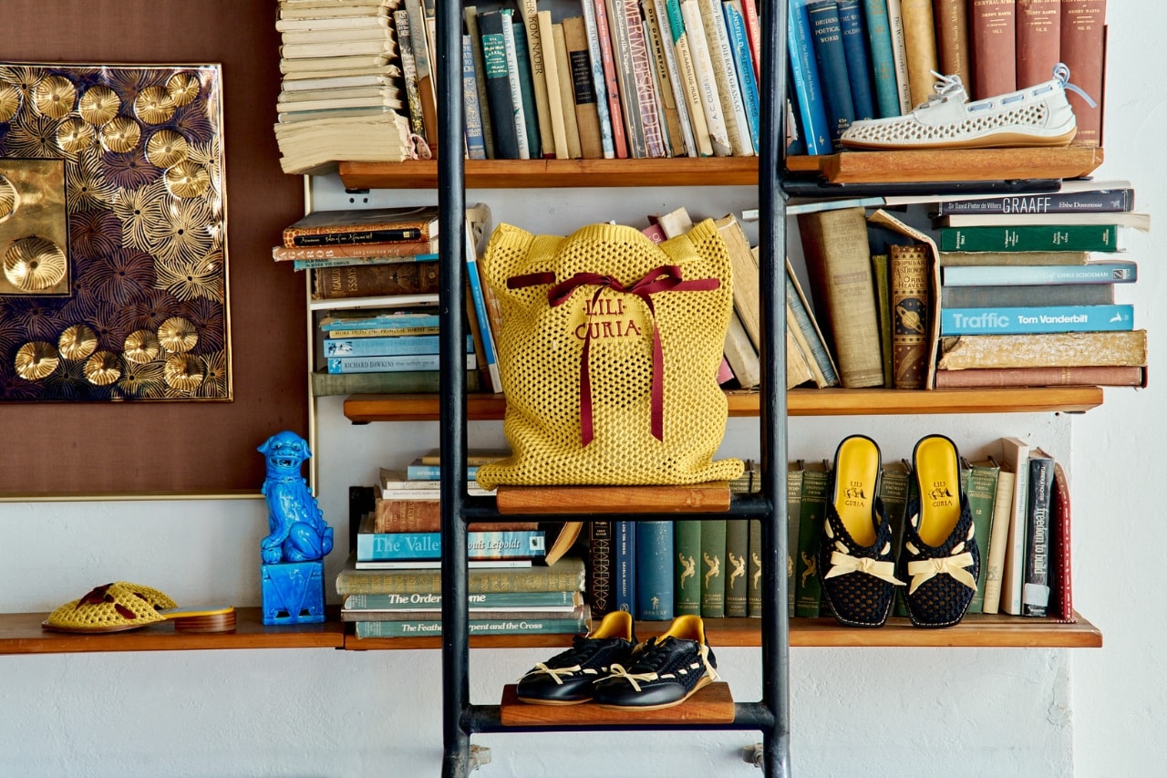 lili curia, shoes, footwear, sandals, fashion, campaigns, knit, handbags, tote bag, collections