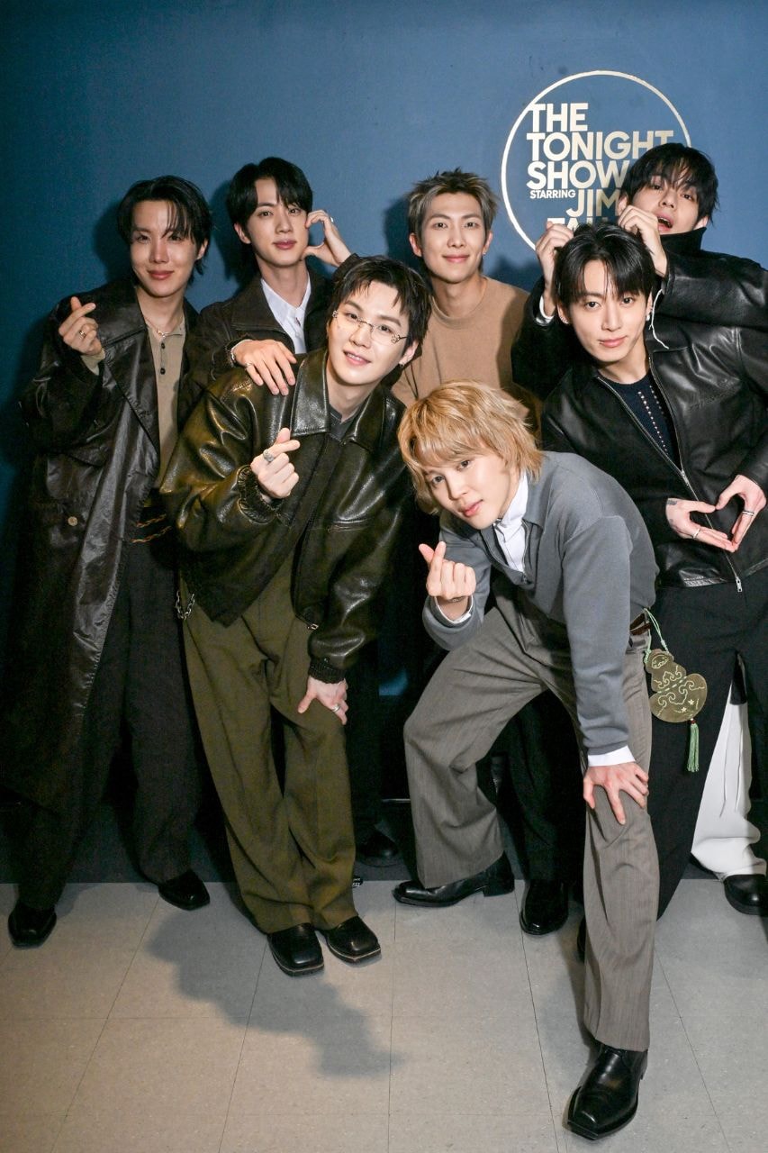 World Cup, World Cup Halftime Show, Shakira, Madonna, BTS, K-Pop, Music, Music Festivals, Concerts, World Cup Opening ceremony, Artists, Pop, Latin Pop, Soccer, Football, FIFA