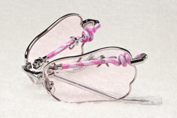 gentle monster, eyewear, sunglasses, glasses, aespa, karina, campaigns, veggie collection, tomato