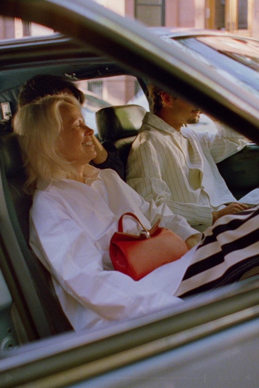 Jacquemus, campaigns, Pamela Anderson, family portrait, fashion, clothes, ss26