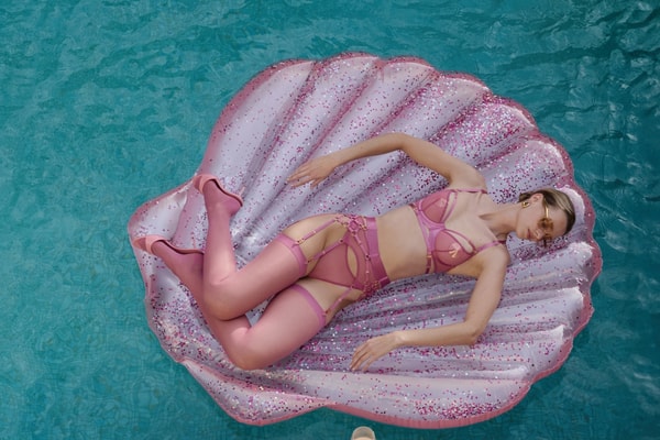 bordelle, lingerie, underwear, bras, lace, campaigns, fashion, clothes, models, collections