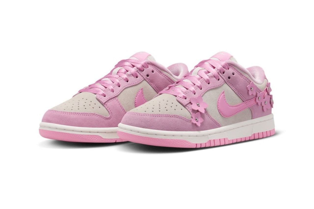 Nike, Nike Dunks, Sneakers, Footwear, Pink Sneakers, Pink Shoes, Women's Sneakers, Women's Footwear, Footwear News, Sneaker Drops