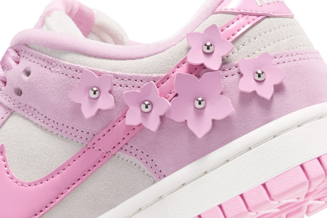 Nike, Nike Dunks, Sneakers, Footwear, Pink Sneakers, Pink Shoes, Women's Sneakers, Women's Footwear, Footwear News, Sneaker Drops