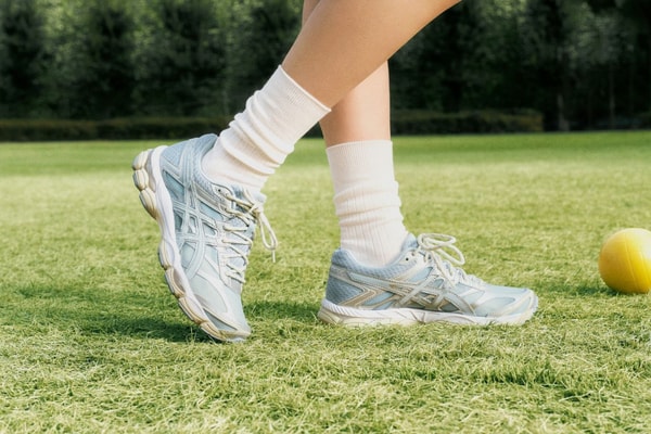 ASICS, Sneakers, ASICS GEL-CUMULUS 16, ASICS HYPERSYNC, Anna Sawai, Fashion, Hong Kong, Campaigns, Footwear, Sneaker Drops, Sneaker News