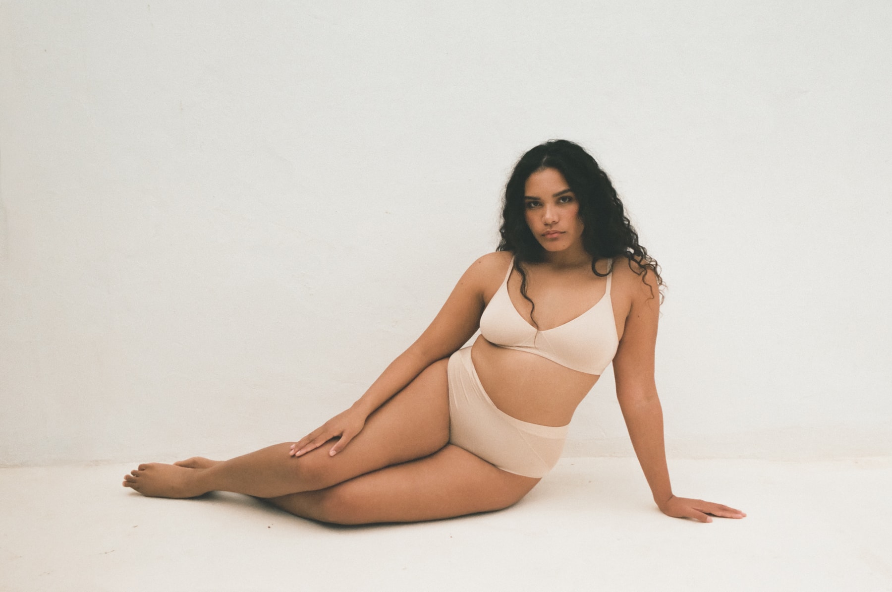 Underdays, underwear, lingerie, bras, collections, fashion, models, knickers, briefs, thongs
