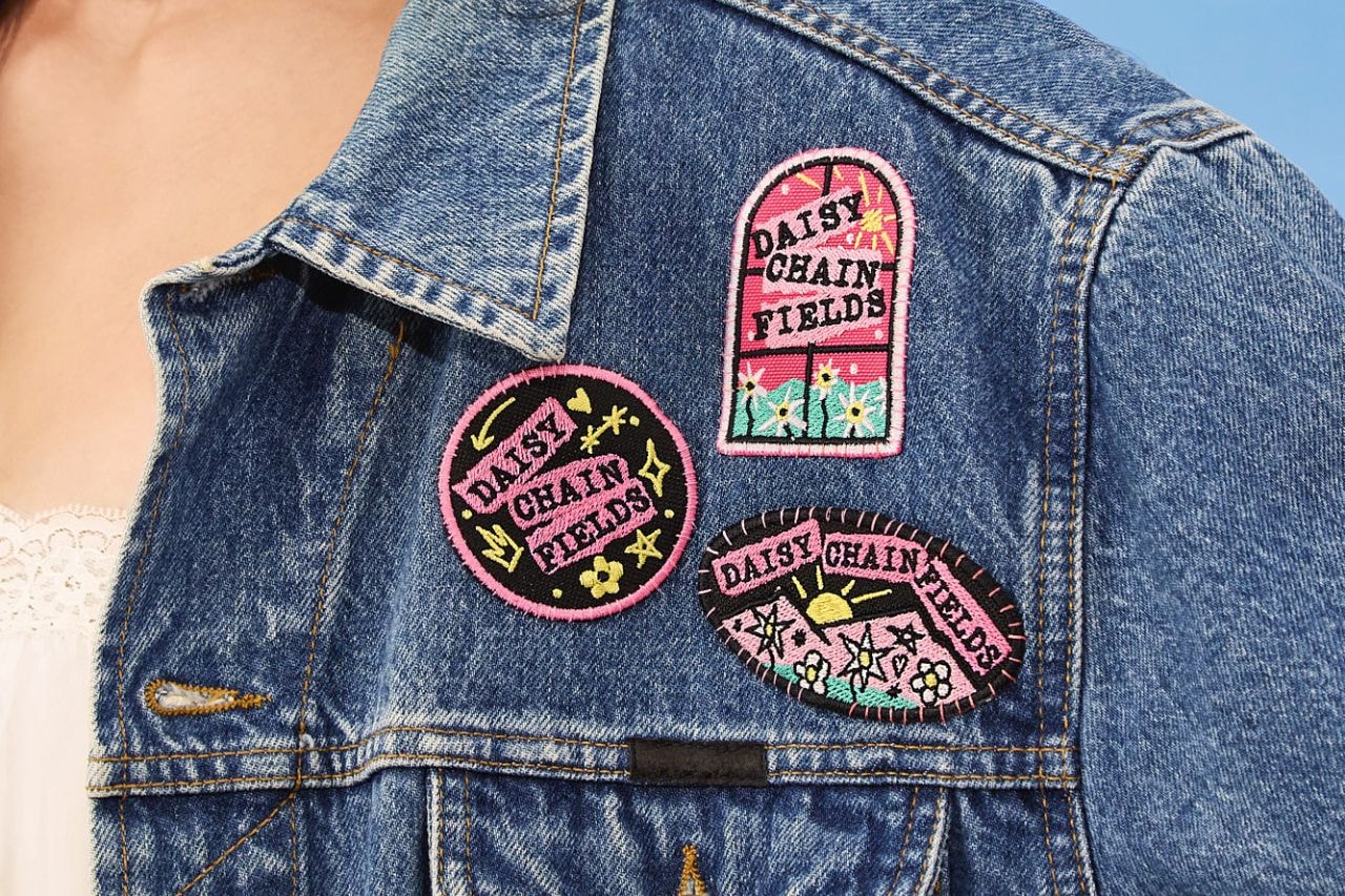 Olivia Rodrigo, Music Festivals, Daisy Chain Fields, Etsy, DIY, Festival Merch, Merch, Crafts, Collectibles, Albums, Music, Singers, Artists, Female Artists, Women's Rights, Charities, Doechii, KATSEYE, Mitski, Stevie Knicks, Chappell Roan, Santigold, Rachel Chinouriri, Karen O