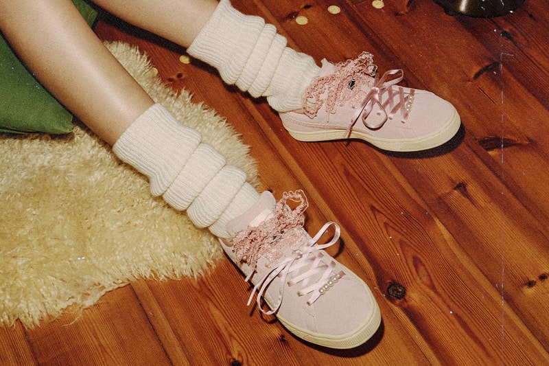 PUMA, Sneakers, Footwear, PUMA Suede, PUMA Suede Bloom, New Sneakers, Sneaker Drops, Sneaker News, Footwear News, pink Sneakers, Fashion