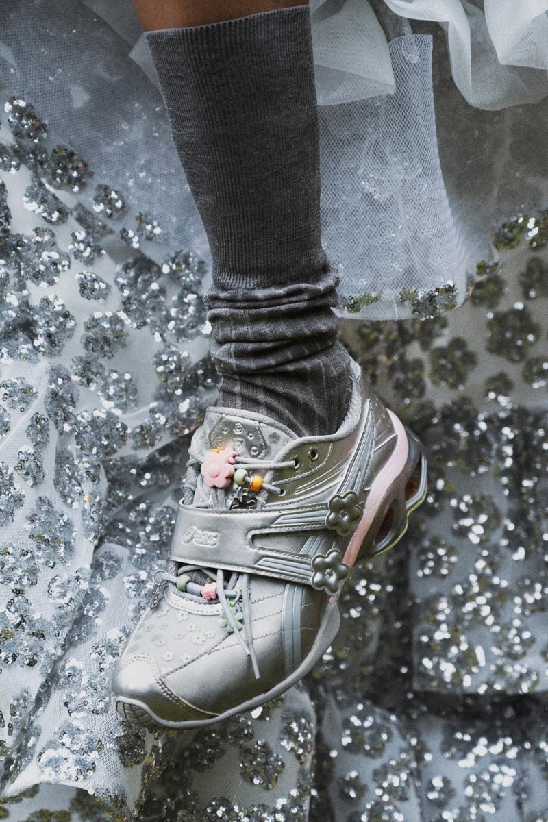 Cecilie Bahnsen, ASICS, sneakers, trainers, shoes, footwear, GEL-KINETIC, flowers, charms