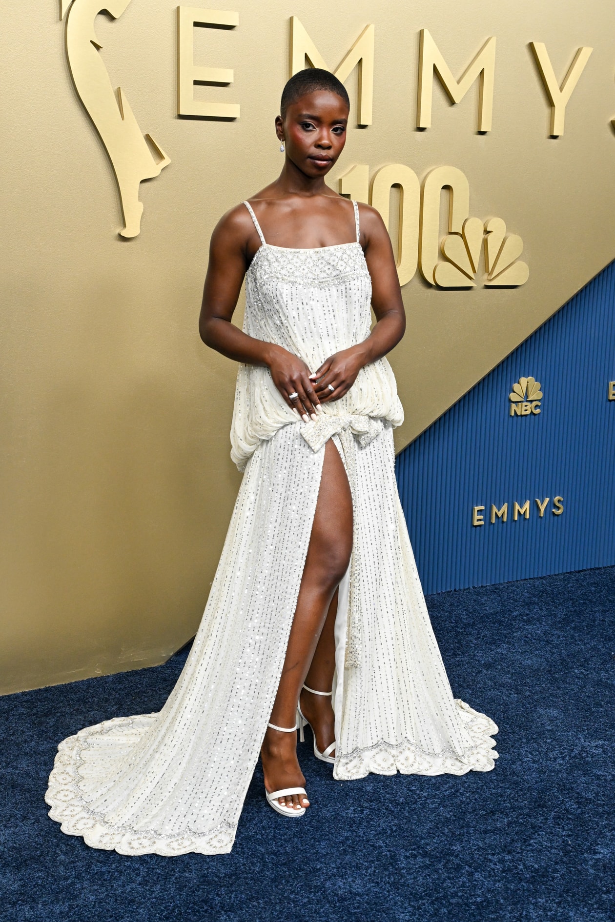 emmys, red carpet, awards shows, zendaya, Selena gomez, sarah pidgeon, elle fanning, chanel, louis vuitton