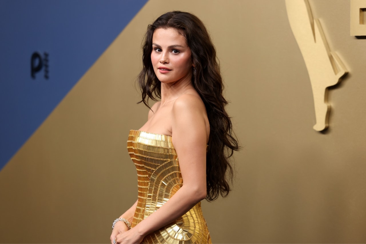 emmys, red carpet, awards shows, zendaya, Selena gomez, sarah pidgeon, elle fanning, chanel, louis vuitton