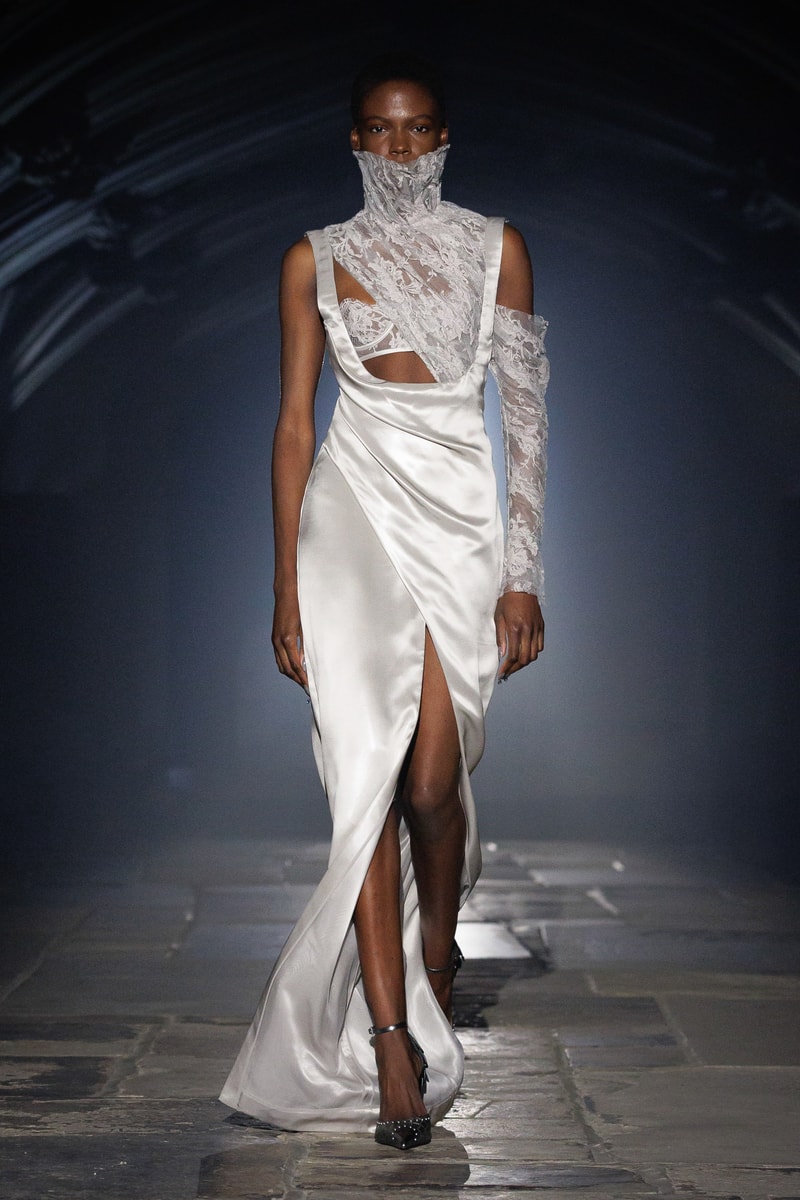 McQueen, SS27, London Fashion Week, Runways, Emilia Clarke, Alexa Chung, Salma Hayek 