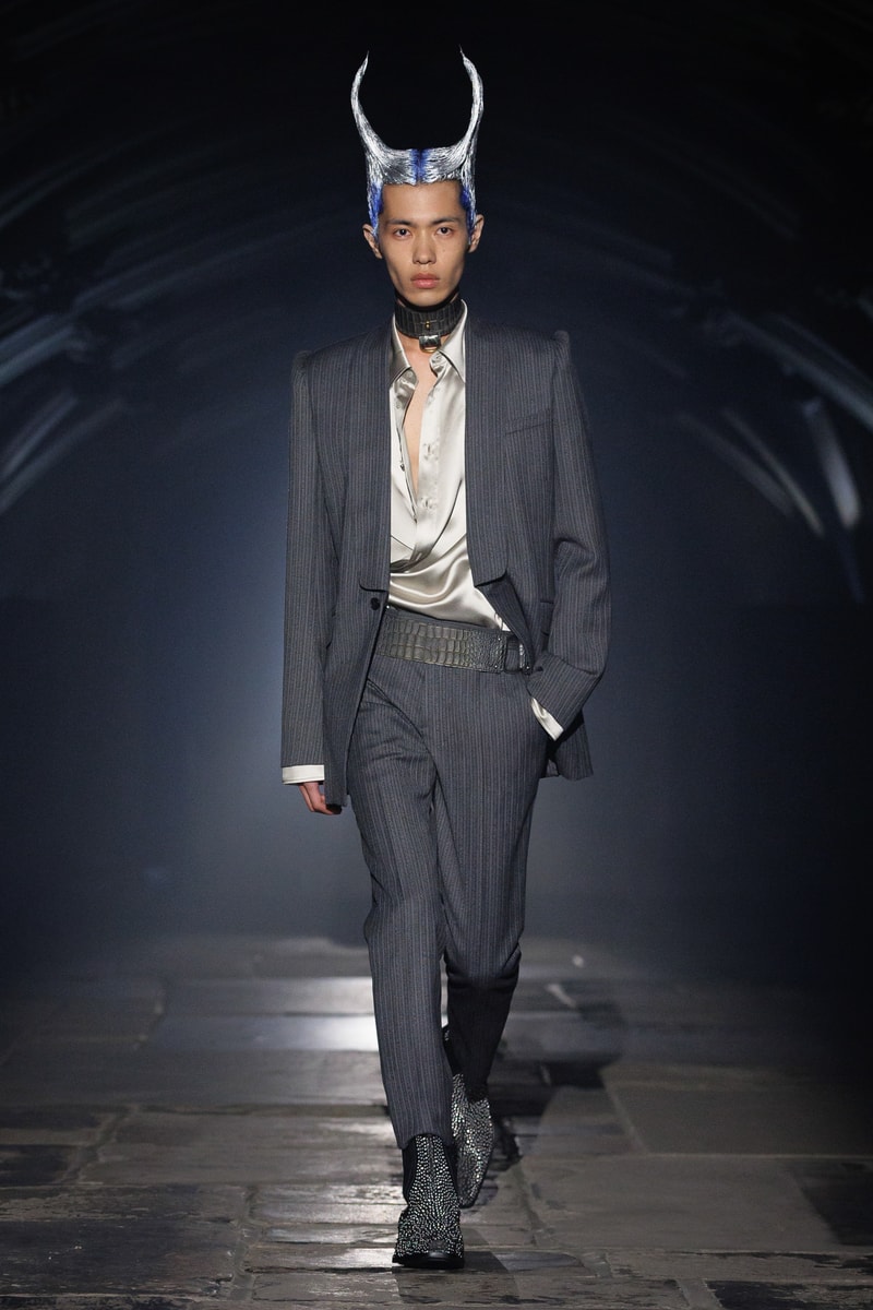 McQueen, SS27, London Fashion Week, Runways, Emilia Clarke, Alexa Chung, Salma Hayek 