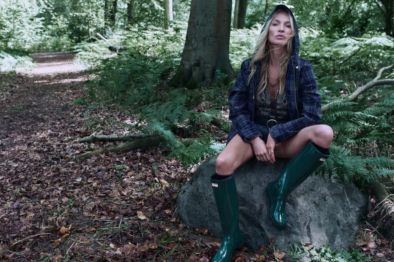 Kate Moss, Hunter, Hunter Boots, Wellingtons, Wellies, rain Boots, festival Fashion, Models, Campaigns, Supermodels, British Fashion, British Brands, Waterproof Boots, Boots, Footwear, Footwear News