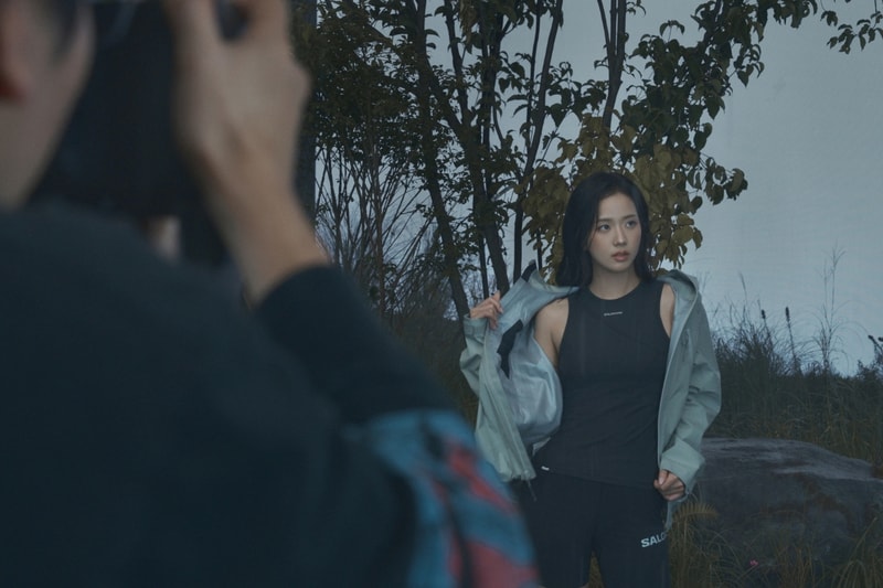 jisoo, salomon, sneakers, trainers, footwear, shoes, campaigns, fashion, Korea