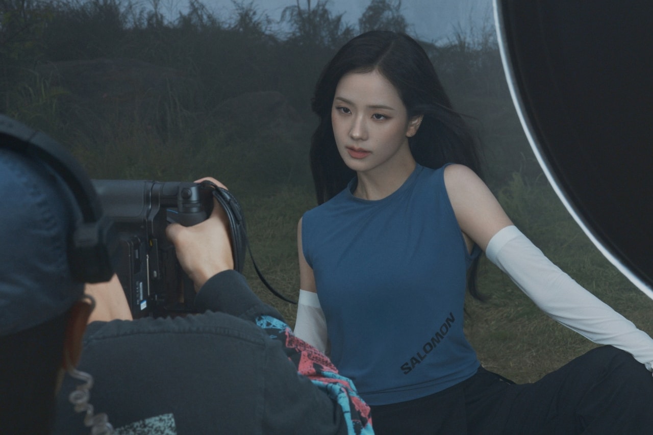 jisoo, salomon, sneakers, trainers, footwear, shoes, campaigns, fashion, Korea