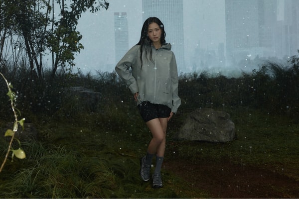jisoo, salomon, sneakers, trainers, footwear, shoes, campaigns, fashion, Korea