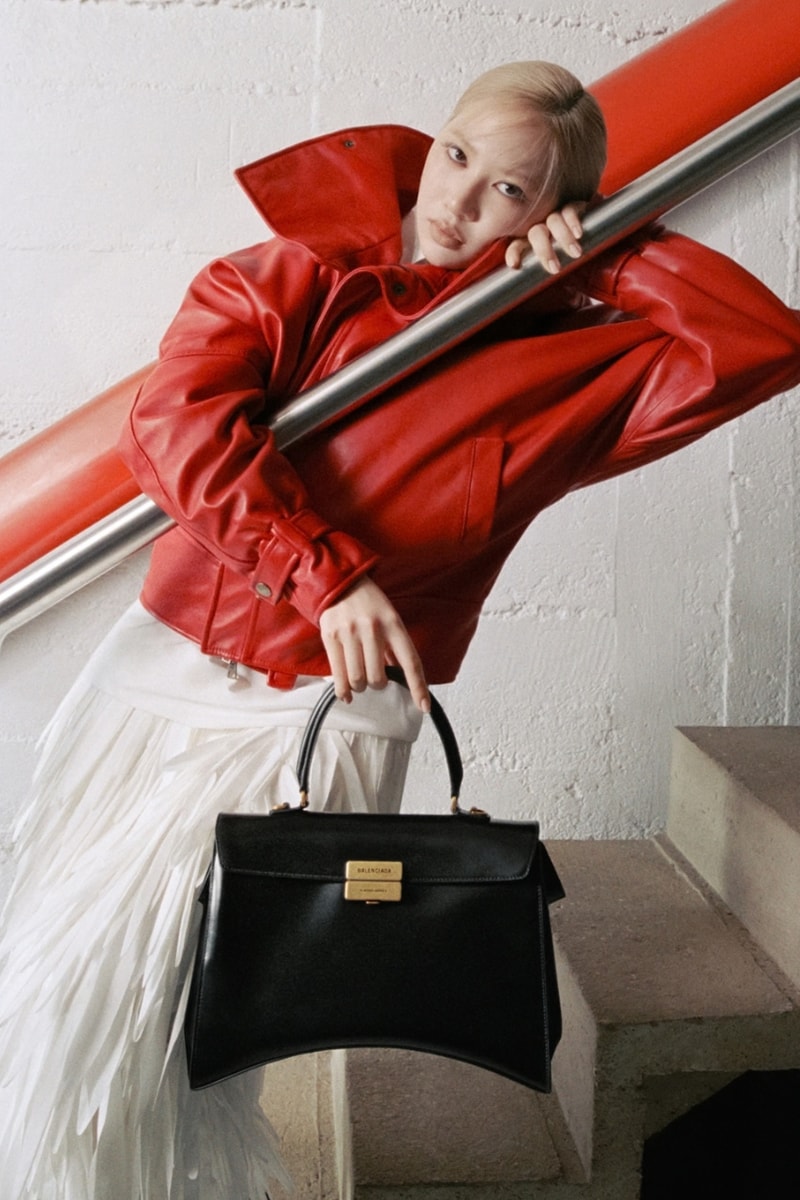Balenciaga, Hourglass Avenue Bag, bags, accessories, campaigns, maddi waterhouse, fashion, models