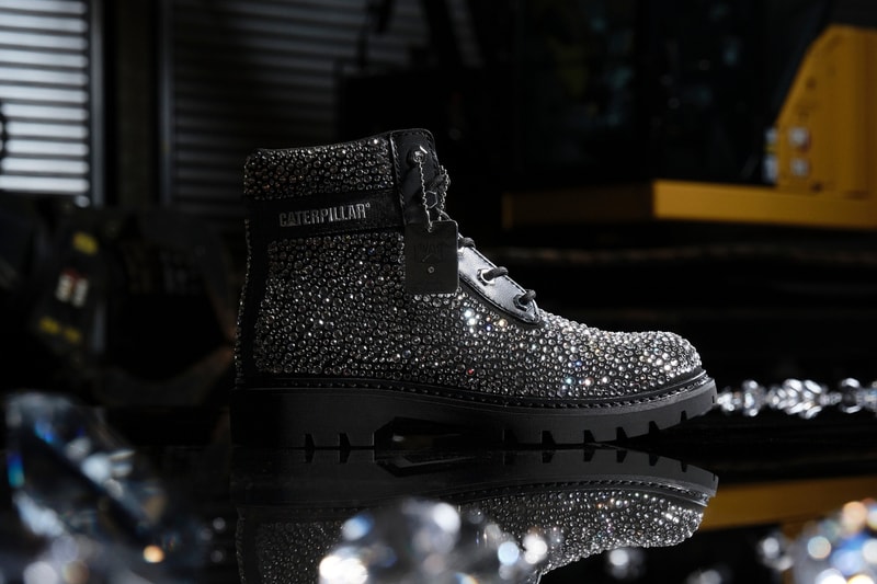 Cat Footwear, Crystals, Swarovski, shoes, footwear, sneakers, campaigns, embellishment, campaigns