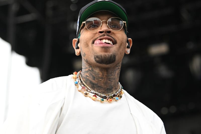 Chris Brown lança clipe de "Fine By Me"