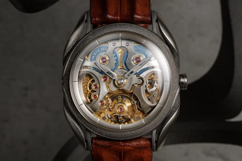 Relógio ORNAMENT NOUVEAU da Holthinrichs Marca o Nascimento do Primeiro Calibre Feito na Holanda