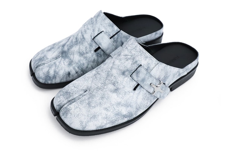 TOMBOGO Lança Tabi Swiper Mule em "Branco Grafite"