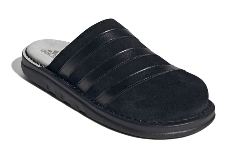 adidas Lança o Mule Adiclog em "Core Black" e "Preloved Brown"