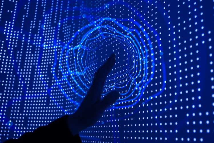 Autoridades Decidem que Arte de IA Precisa de "Expressão Humana" para Direitos Autorais