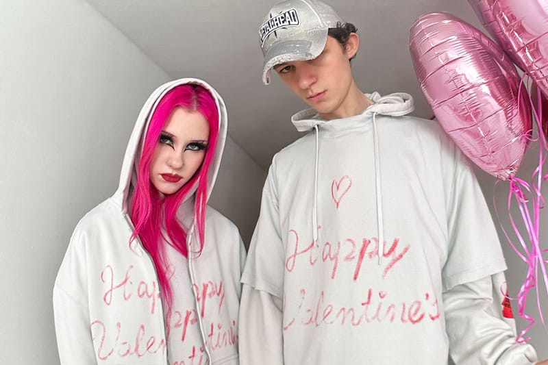 Balenciaga Lança uma Carta de Amor que Você Pode Vestir