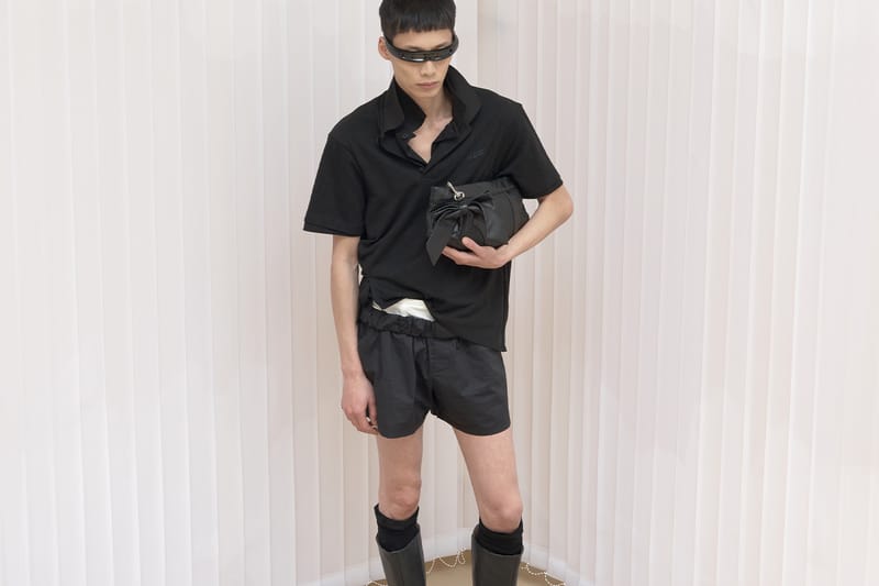 Natasha Zinko Primavera 2025 Explora a Obsessão da Cultura pela Cirurgia Cosmética